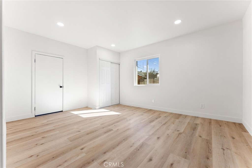 MLS #OC25257296 image #19