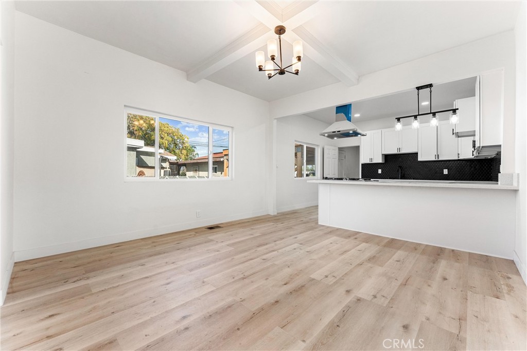 MLS #OC25257296 image #9