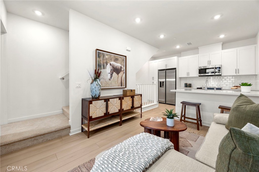 MLS #OC25257298 image #5