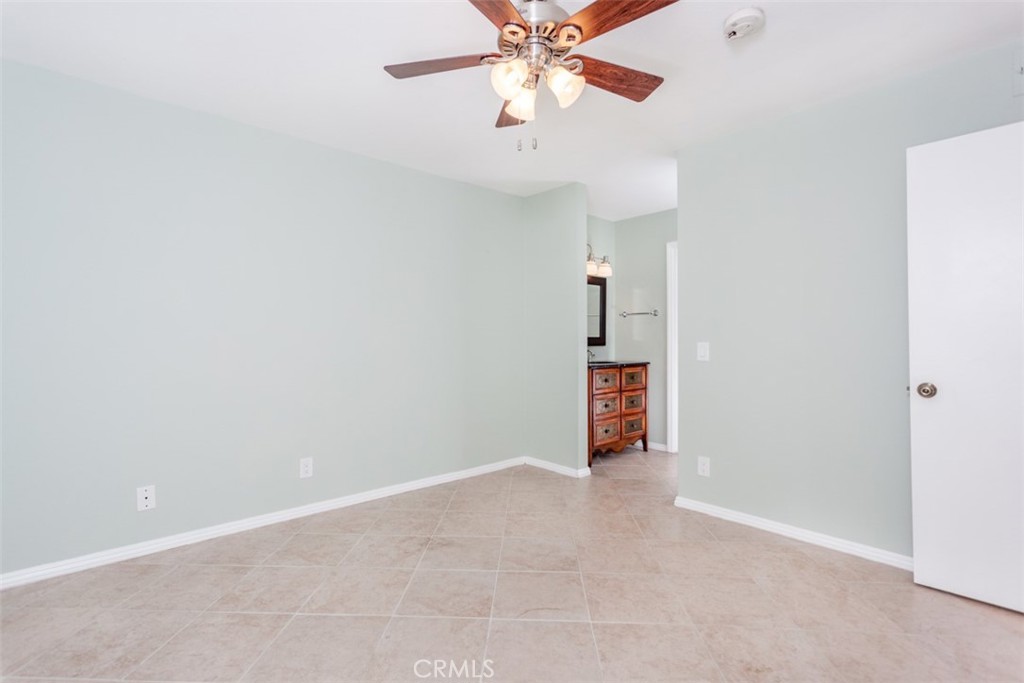 MLS #OC25257301 image #7