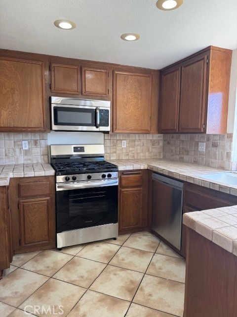 MLS #OC25257351 image #2