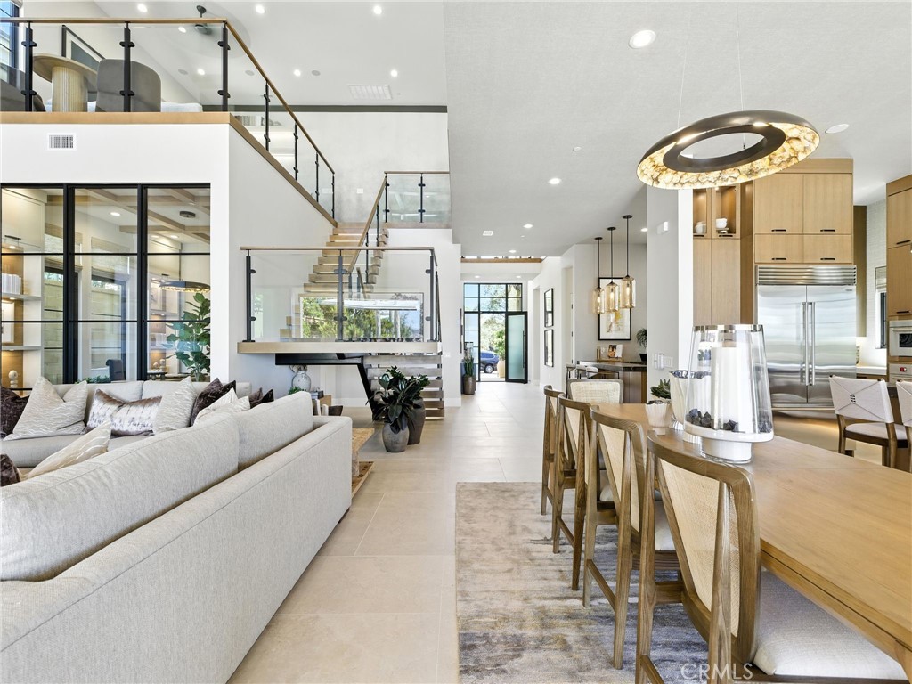 MLS #OC25257390 image #11