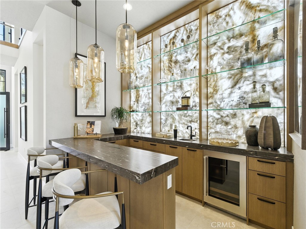 MLS #OC25257390 image #2