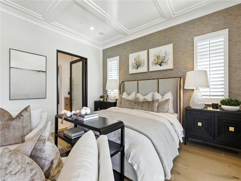 MLS #OC25257390 image #24