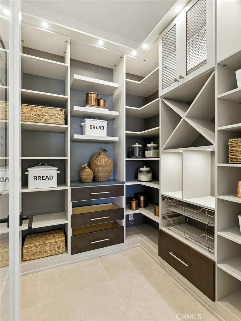 MLS #OC25257390 image #31