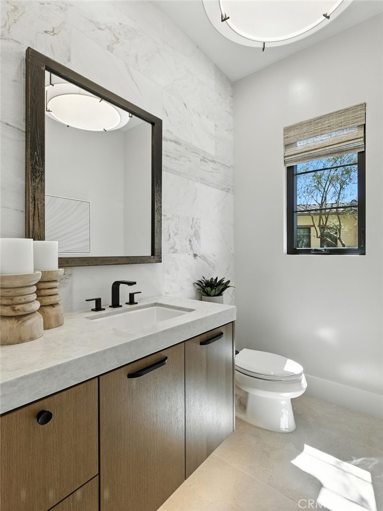 MLS #OC25257390 image #35