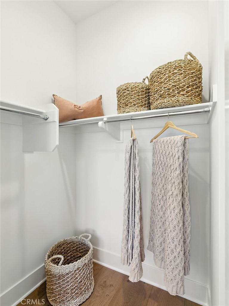 MLS #OC25257390 image #47