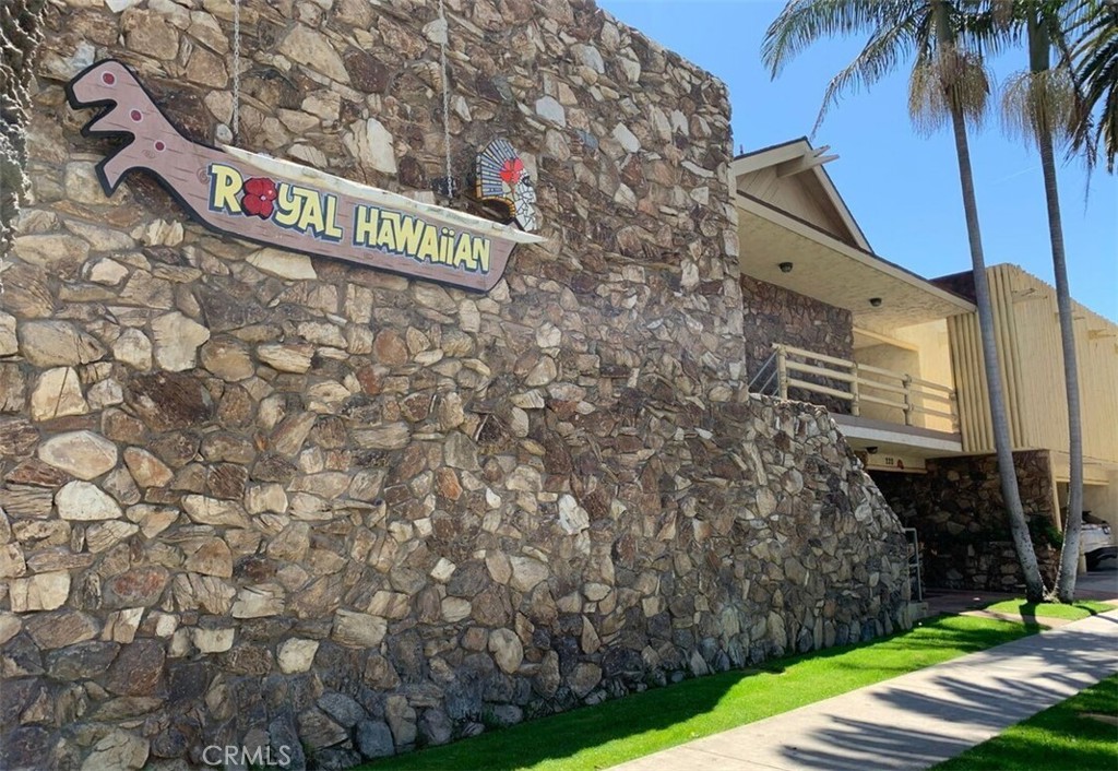 MLS #OC25257396 image #9