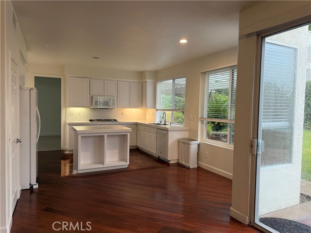 MLS #OC25257413 image #6