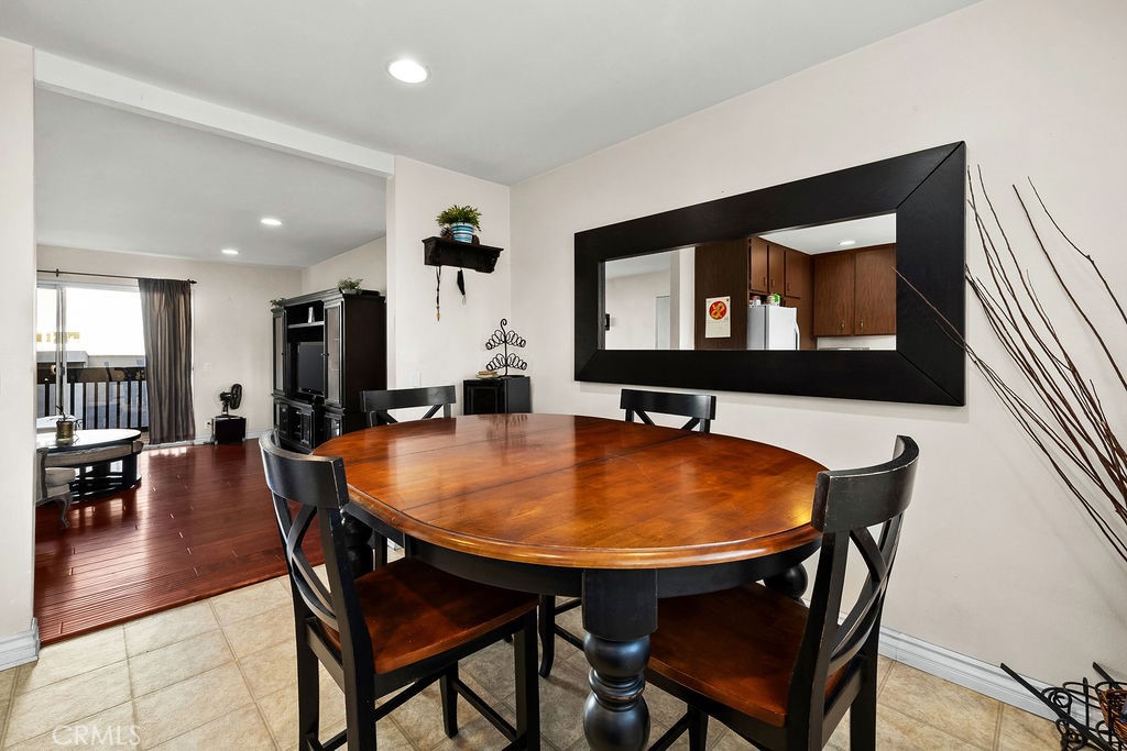 MLS #OC25257422 image #10