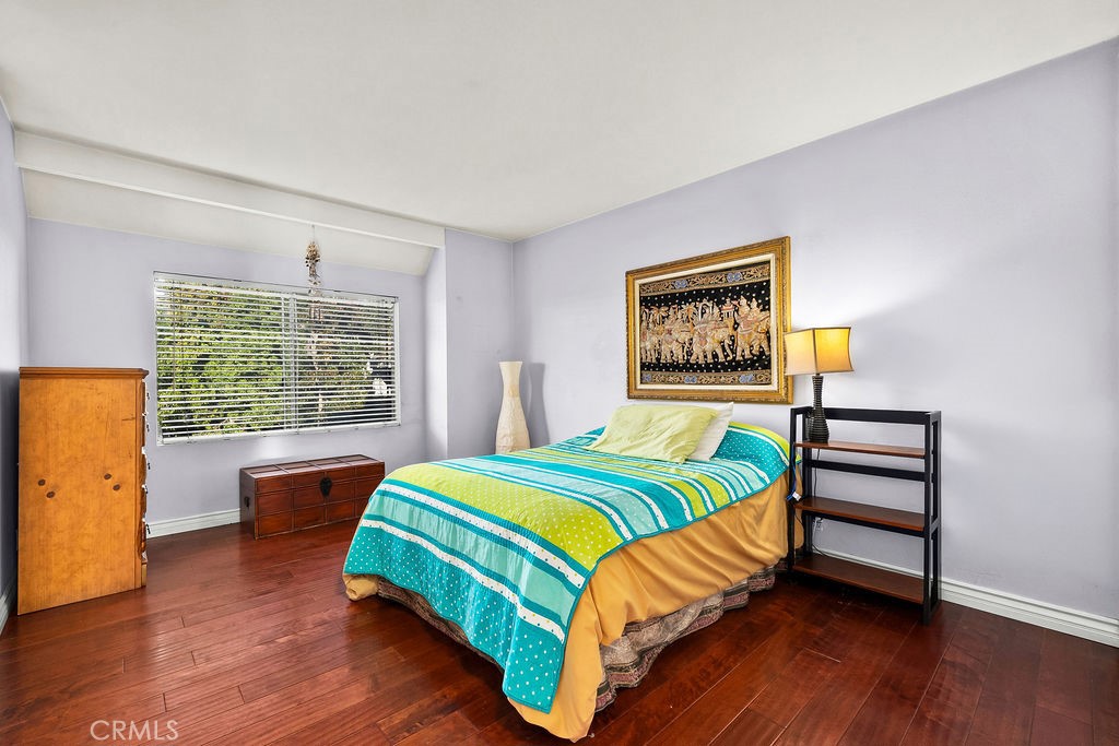 MLS #OC25257422 image #15