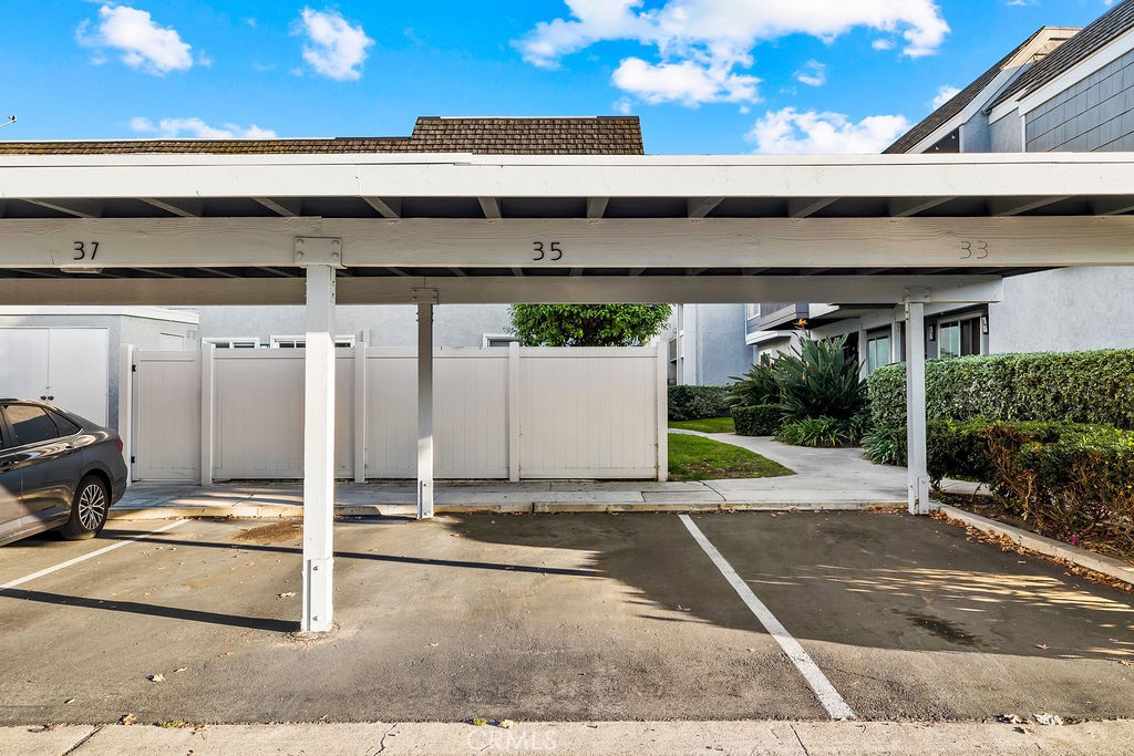 MLS #OC25257422 image #29