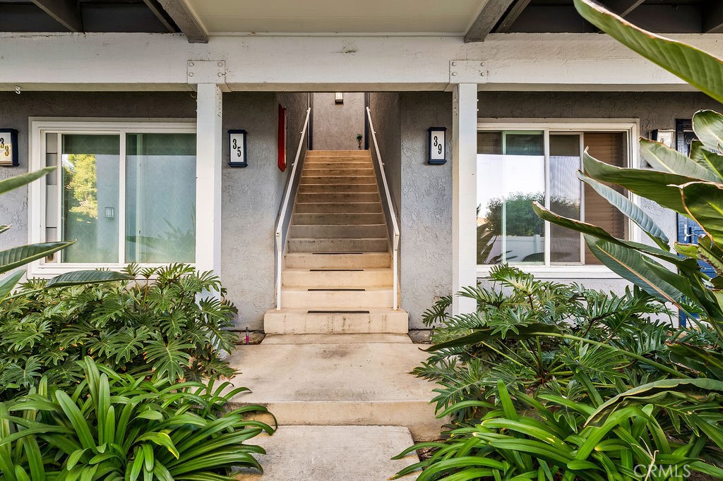 MLS #OC25257422 image #33