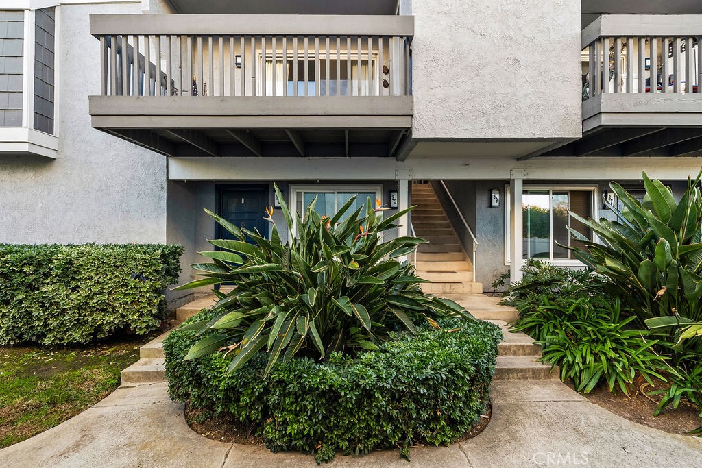 MLS #OC25257422 image #34