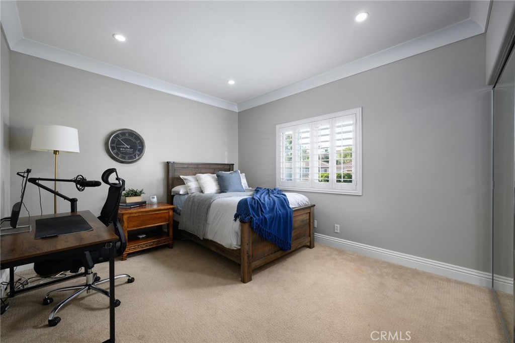 MLS #OC25257442 image #27