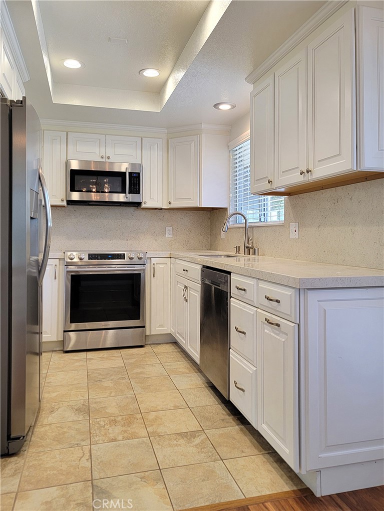 MLS #OC25257450 image #12