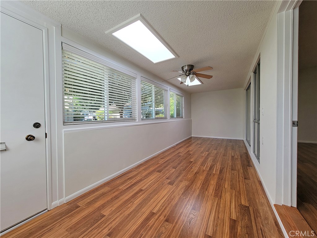 MLS #OC25257450 image #3