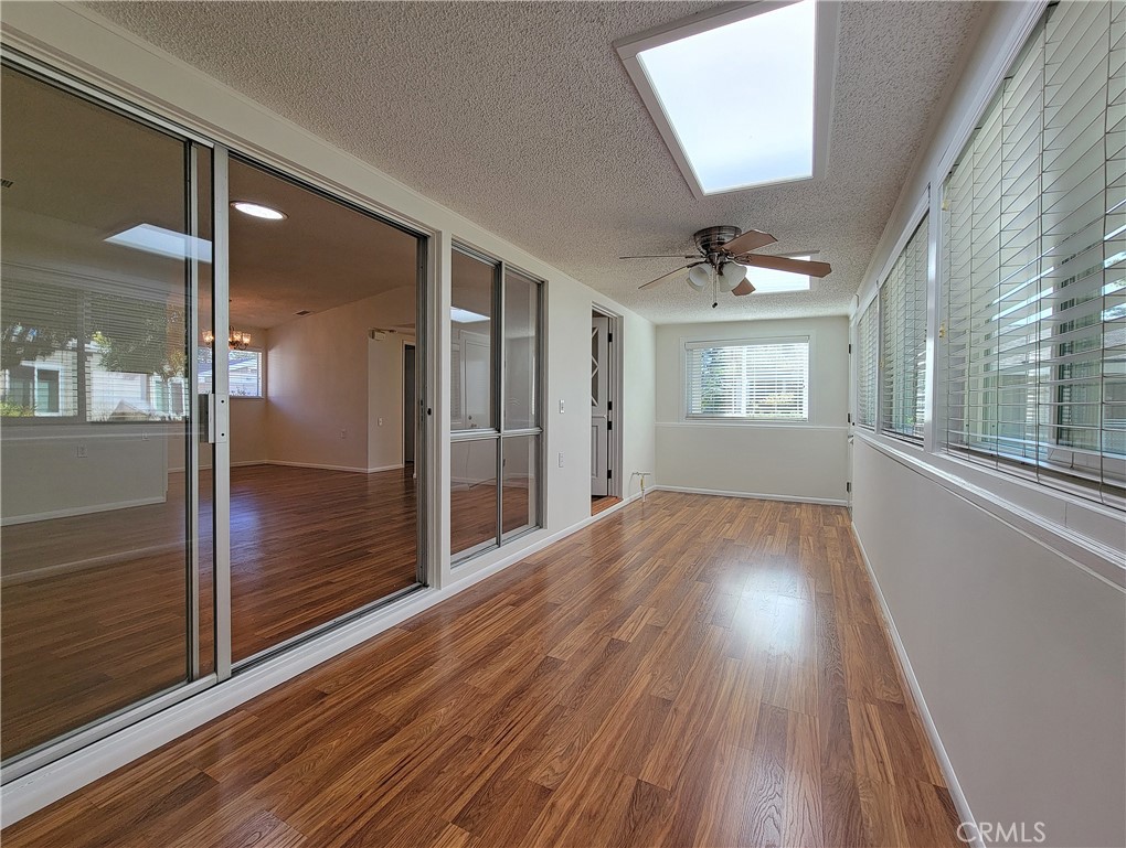 MLS #OC25257450 image #4