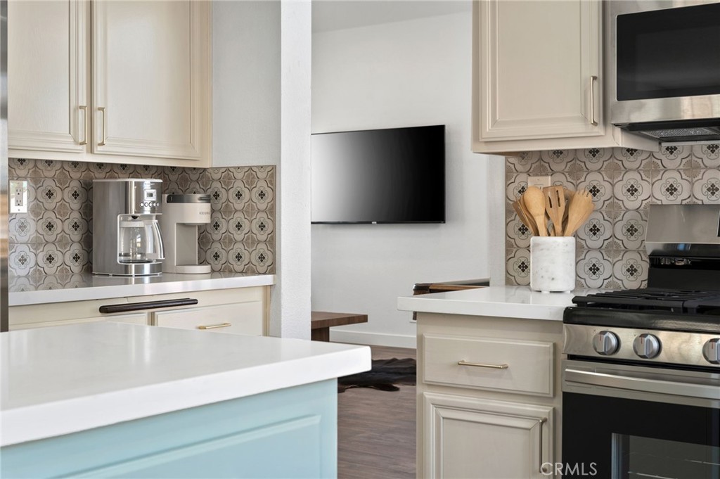 MLS #OC25257498 image #23