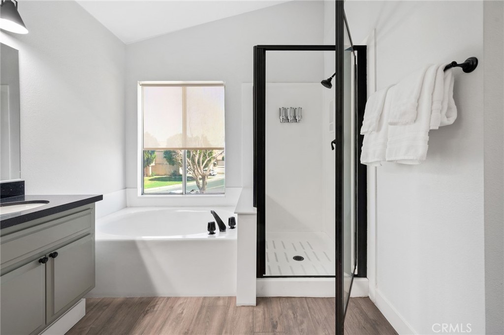 MLS #OC25257498 image #31