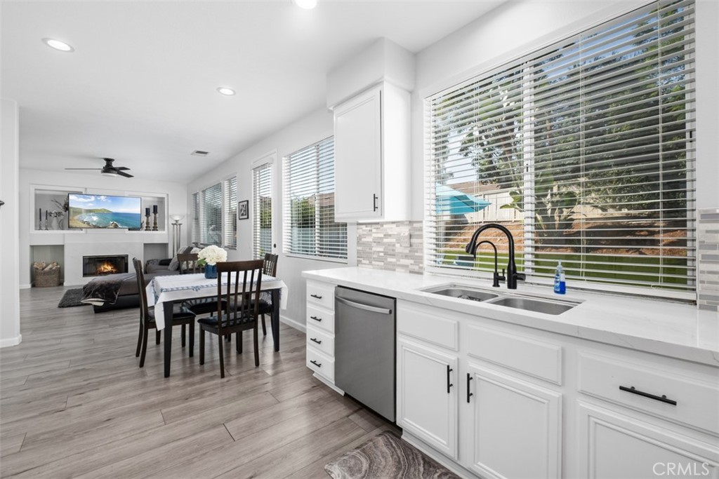 MLS #OC25257564 image #10