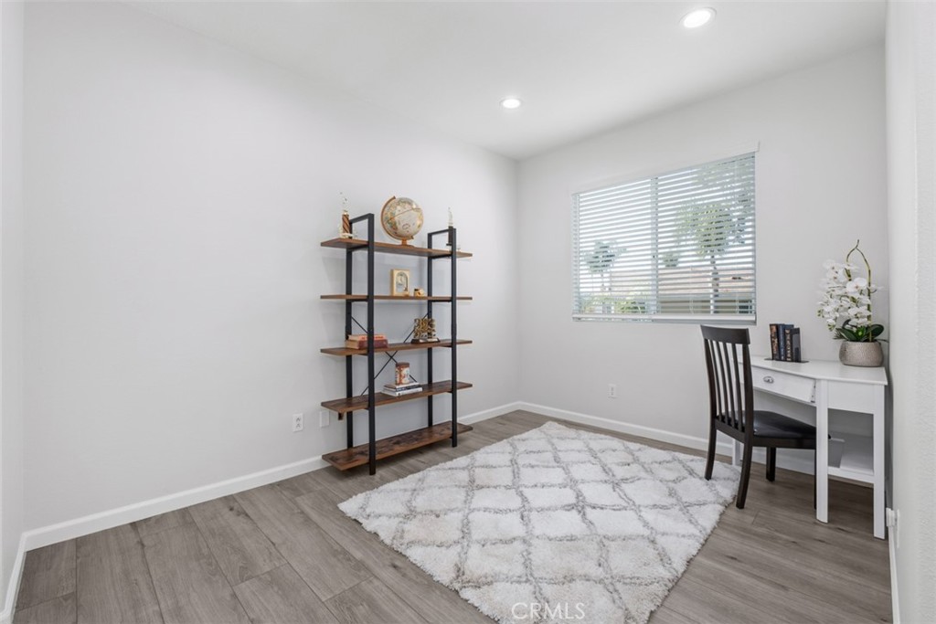 MLS #OC25257564 image #13