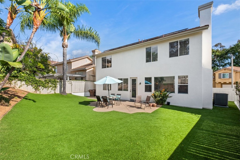 MLS #OC25257564 image #24