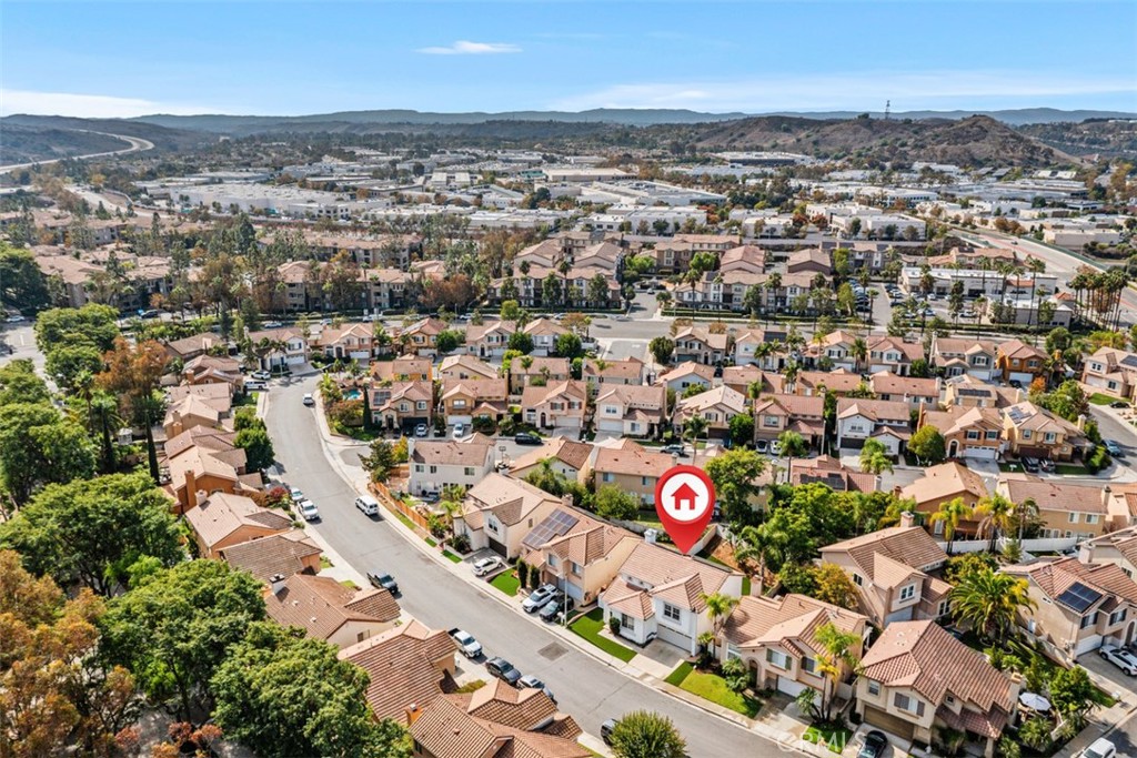 MLS #OC25257564 image #26