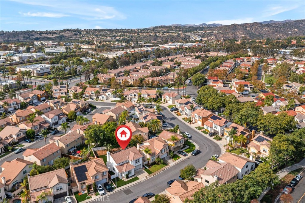 MLS #OC25257564 image #27