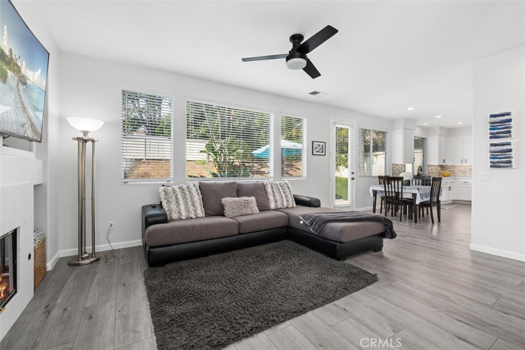 MLS #OC25257564 image #6