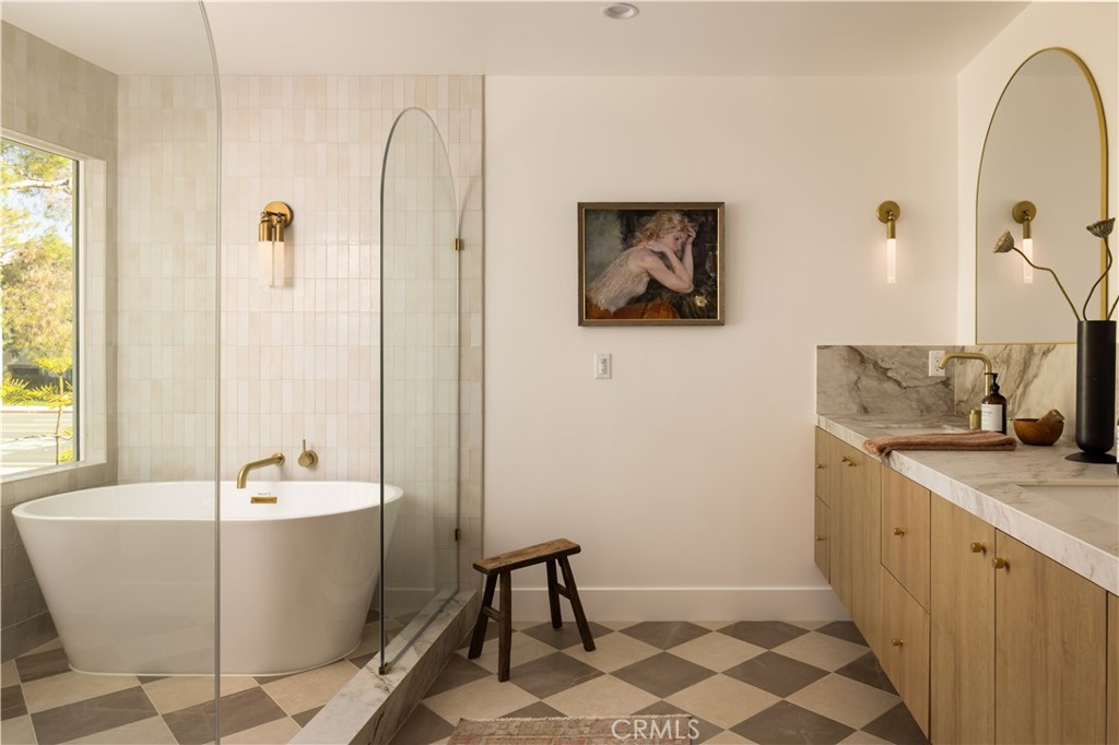 MLS #OC25257592 image #20