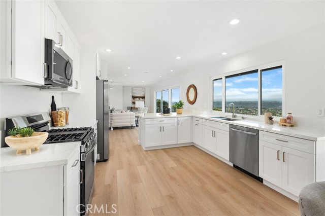 MLS #OC25257688 image #6