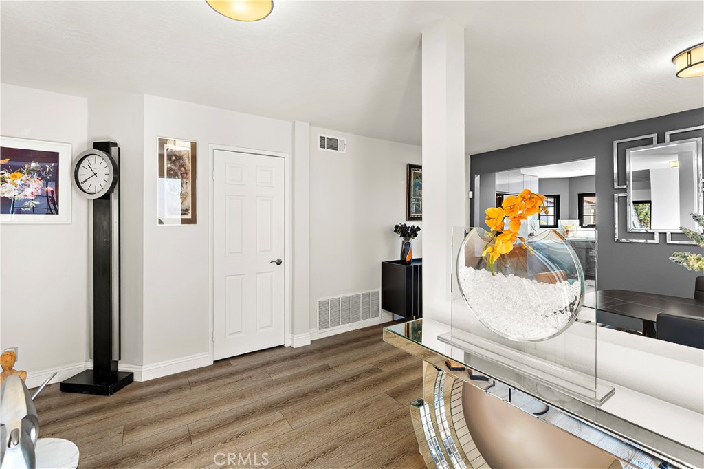 MLS #OC25257714 image #31