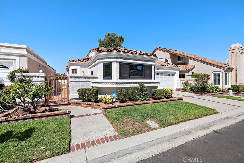 MLS #OC25257714 image #37