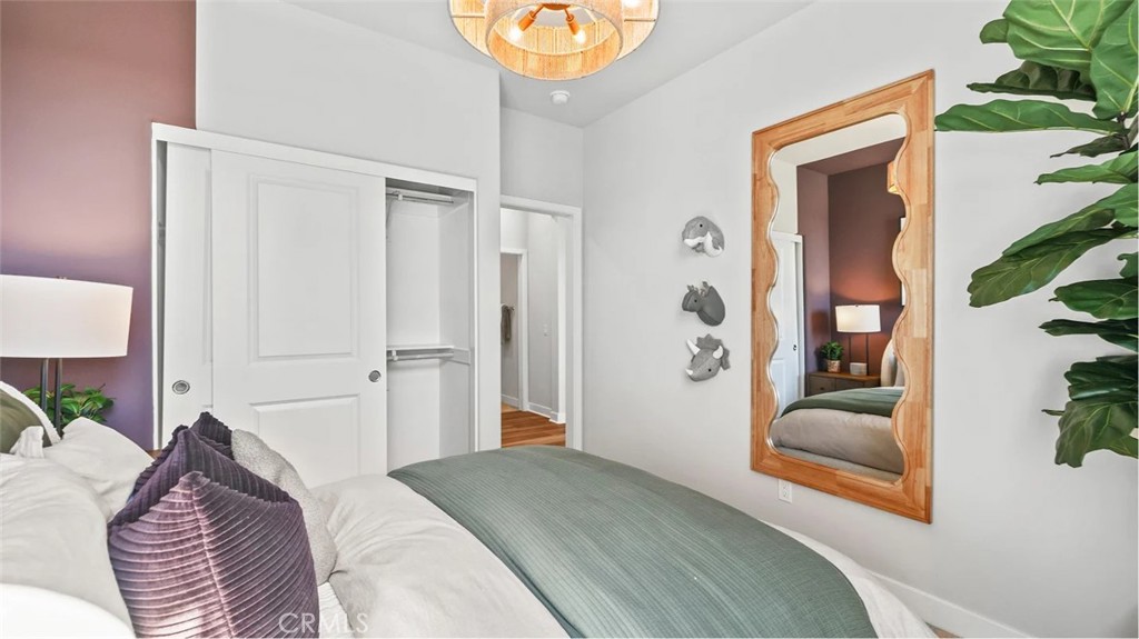 MLS #OC25257735 image #18