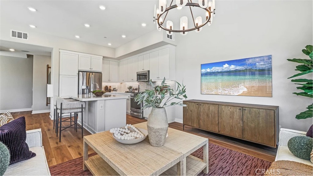 MLS #OC25257735 image #6