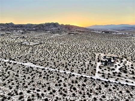 MLS #OC25257738 image #0