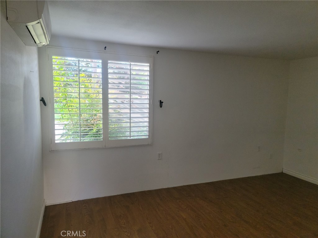 MLS #OC25257747 image #11