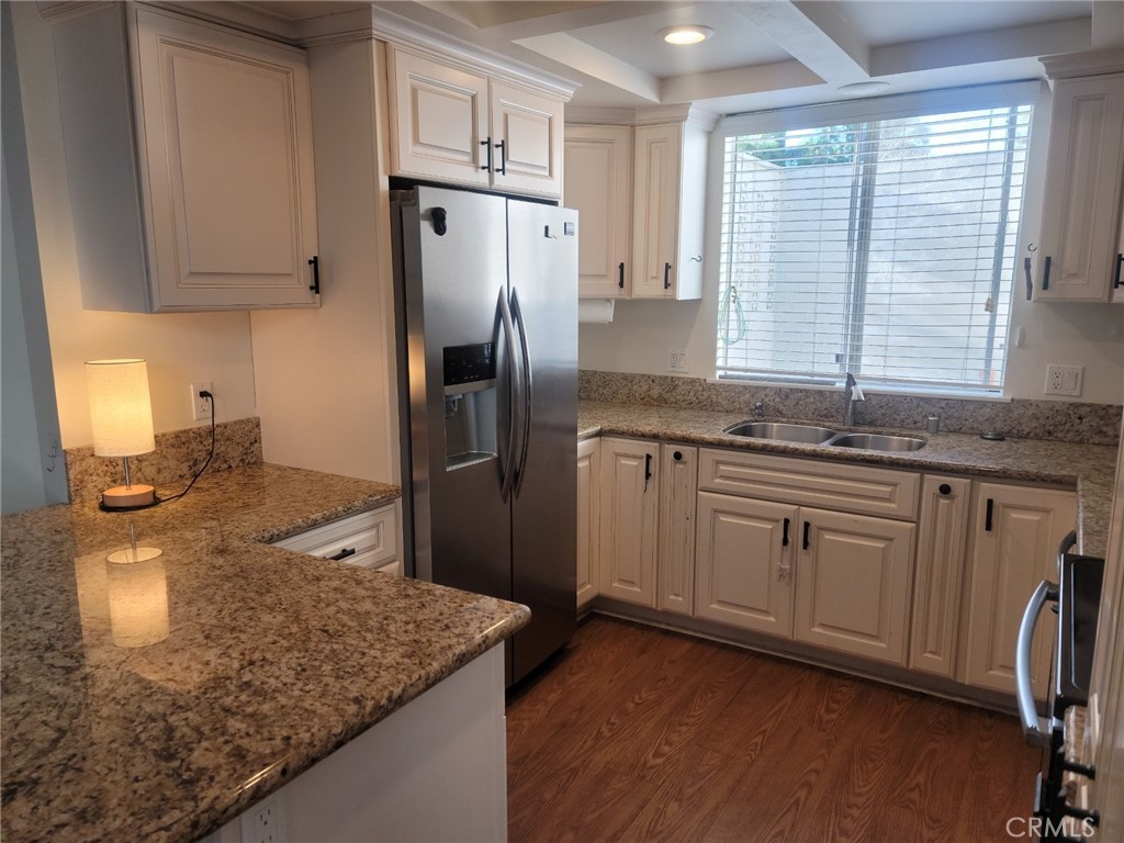 MLS #OC25257747 image #4