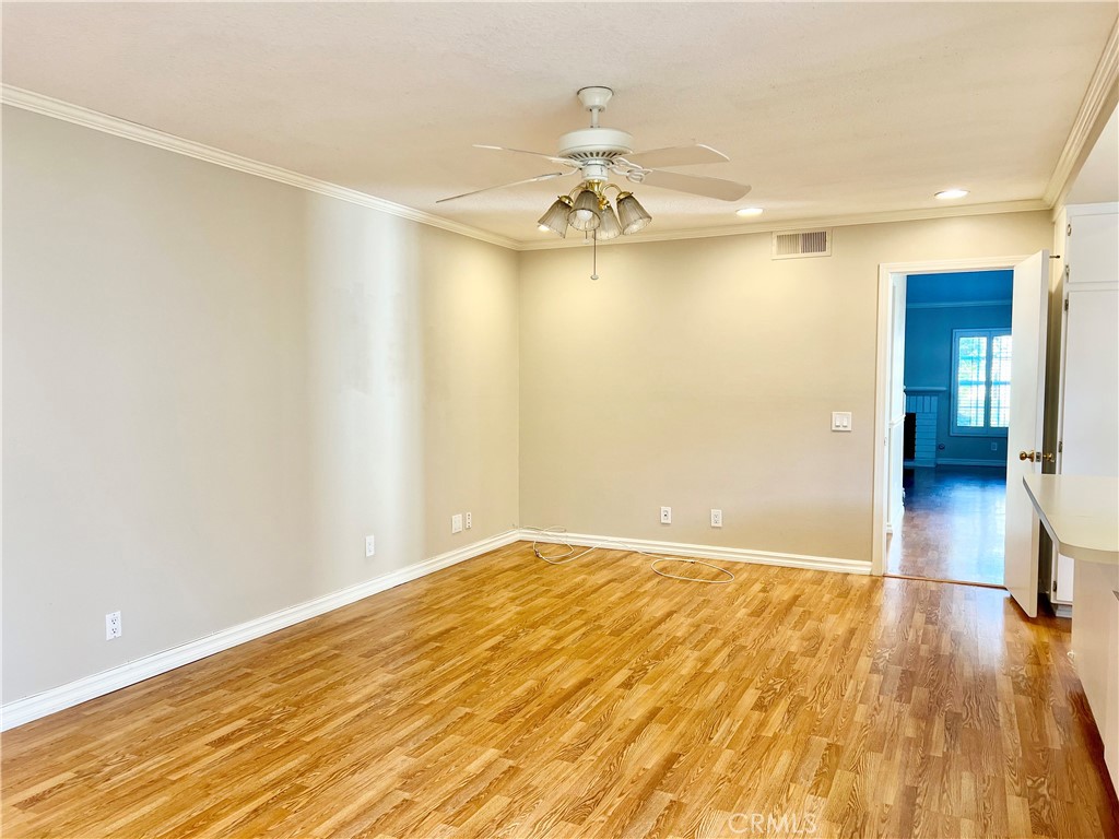 MLS #OC25257761 image #13