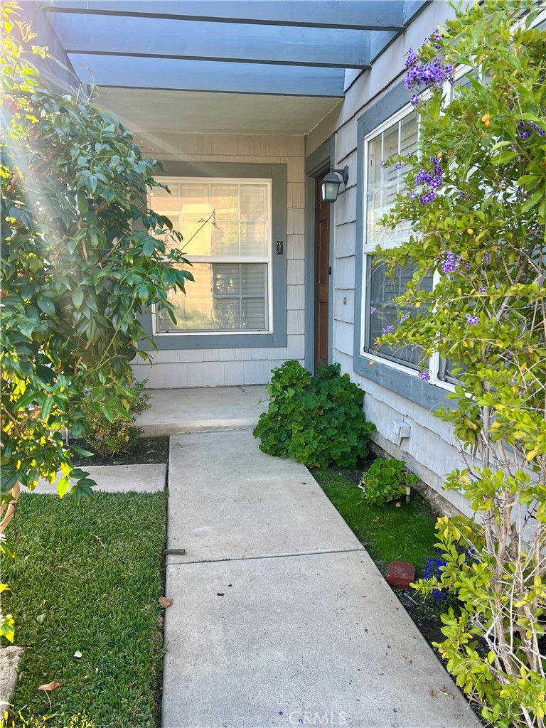 MLS #OC25257761 image #2