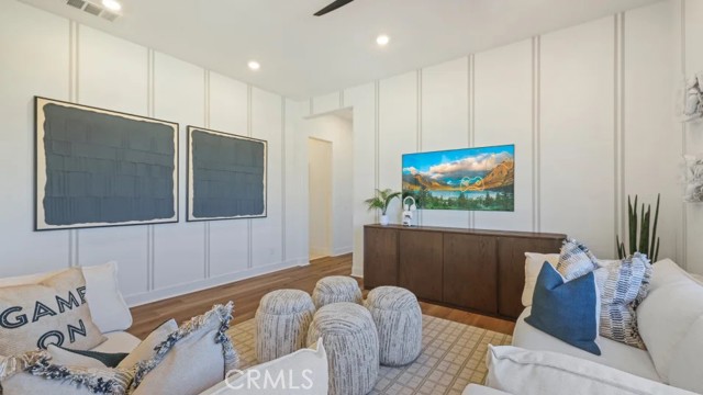 MLS #OC25257776 image #31