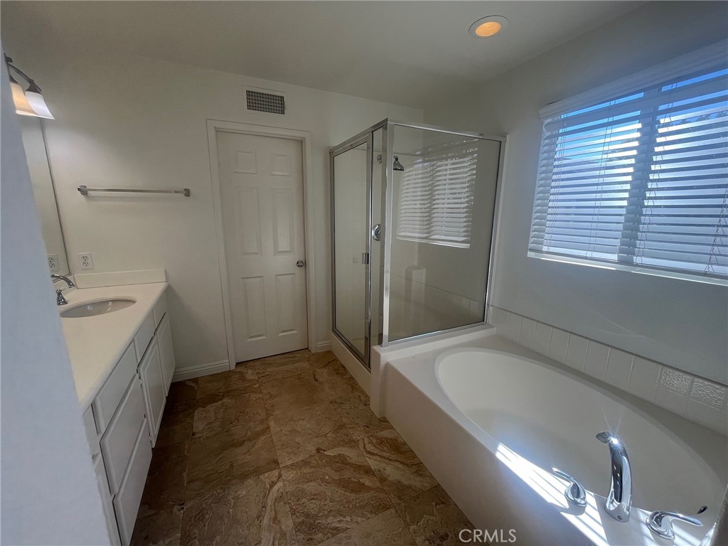 MLS #OC25257787 image #28