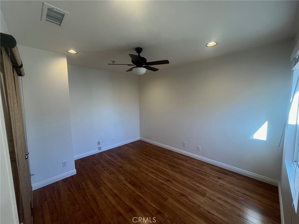 MLS #OC25257787 image #33