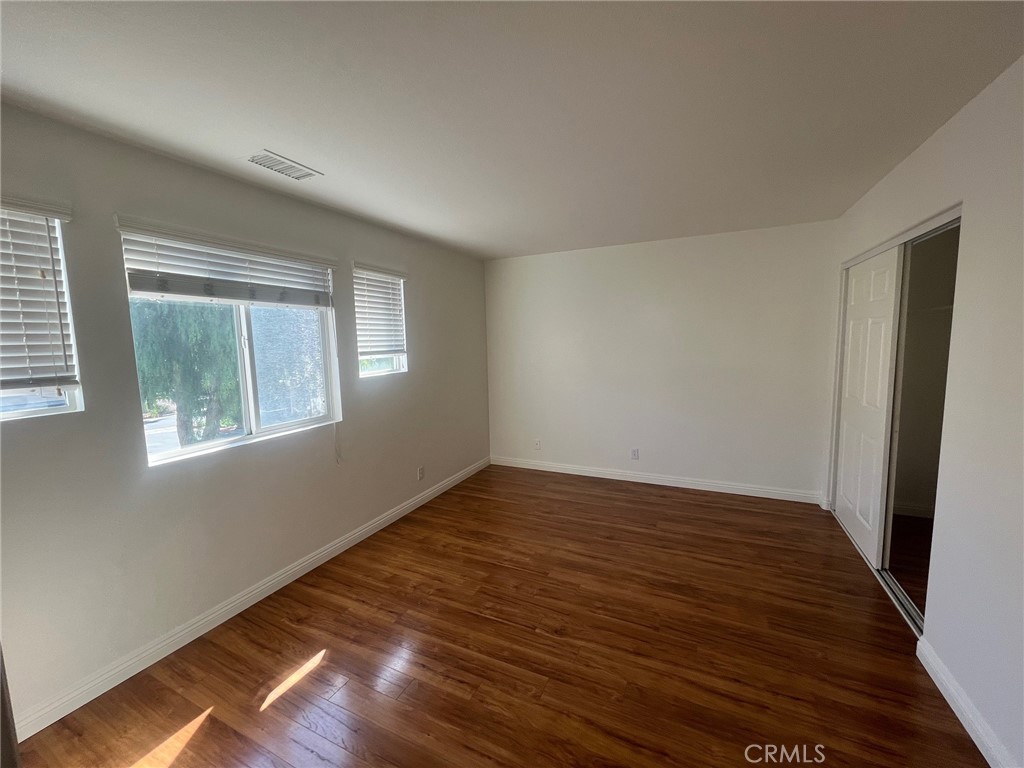 MLS #OC25257787 image #36