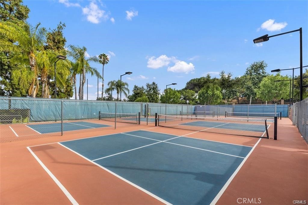 MLS #OC25257817 image #9