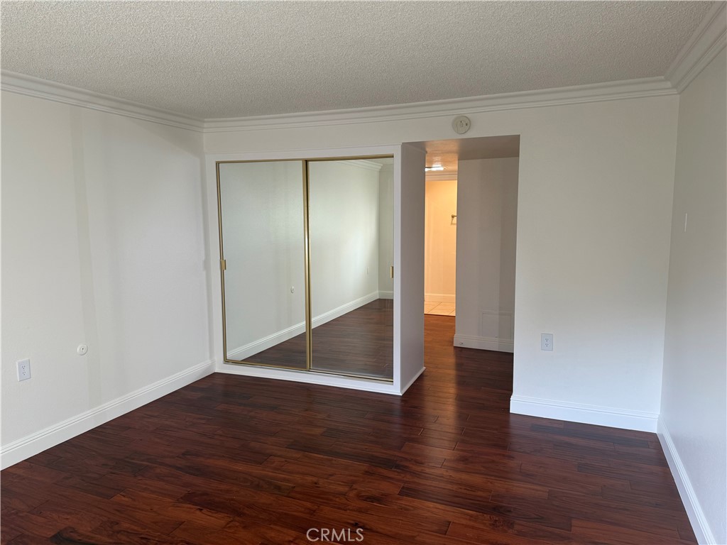 MLS #OC25257829 image #10