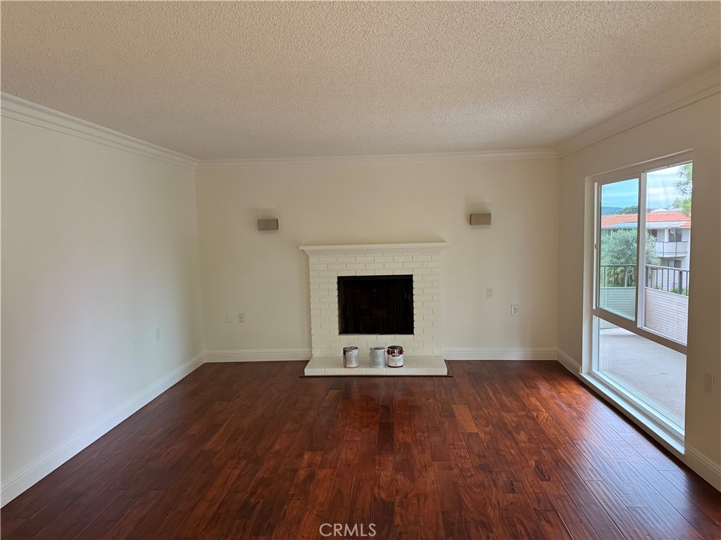 MLS #OC25257829 image #3