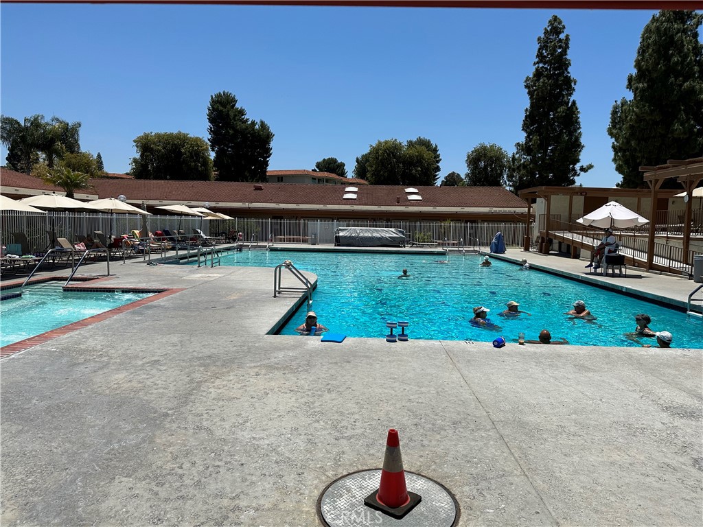 MLS #OC25257829 image #41