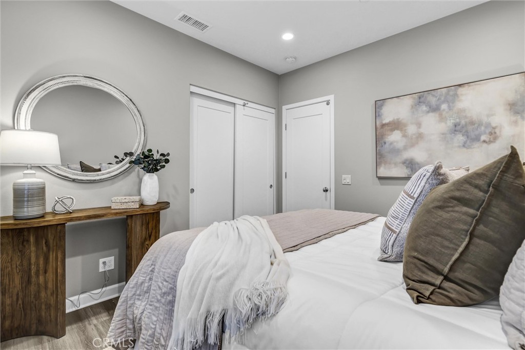 MLS #OC25257840 image #25